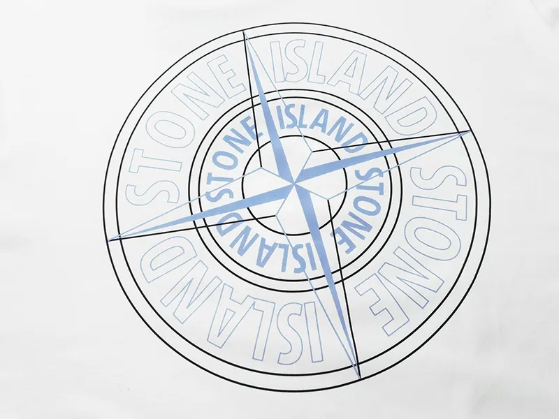 W668#P110💰 Popular item on the platform [Stone lsland/Stone Island compass armband printed short-sleeved T-shirt] ⚠️[Original creation with high control of details] -Made of 230g combed cotton 32-count double yarn, soft and comfortable to the touch, sweat-absorbent and breathable. -Simple basic and versatile style, original quality, the first choice for couples. -Made in a large factory, four needles and five threads on the shoulder, neat alignment, high quality workmanship. -Same style for men and women. Very versatile, one piece for everyone, the details are clearly visible. Color: White Size: M L